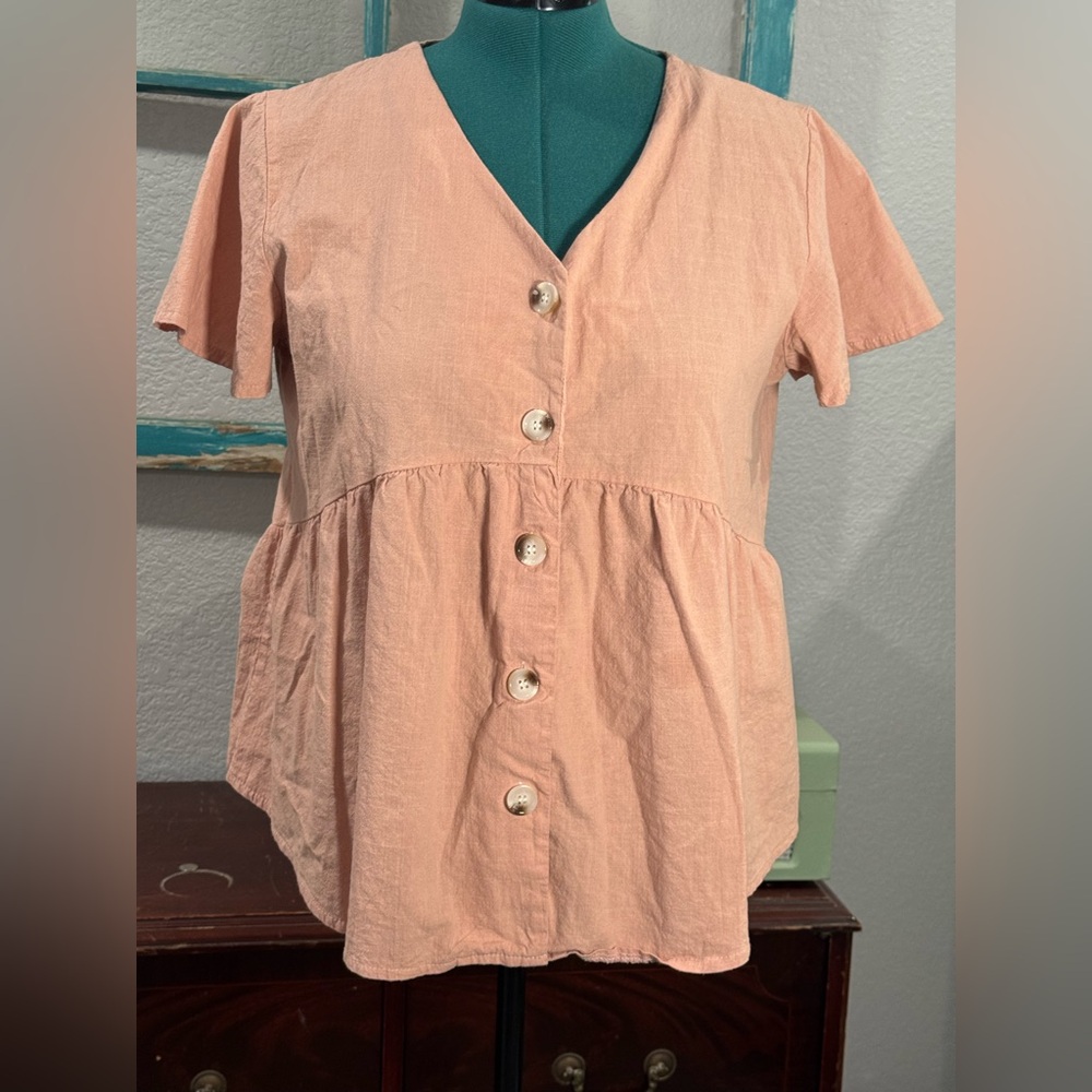 Peach/pink Button-Down Women's Top